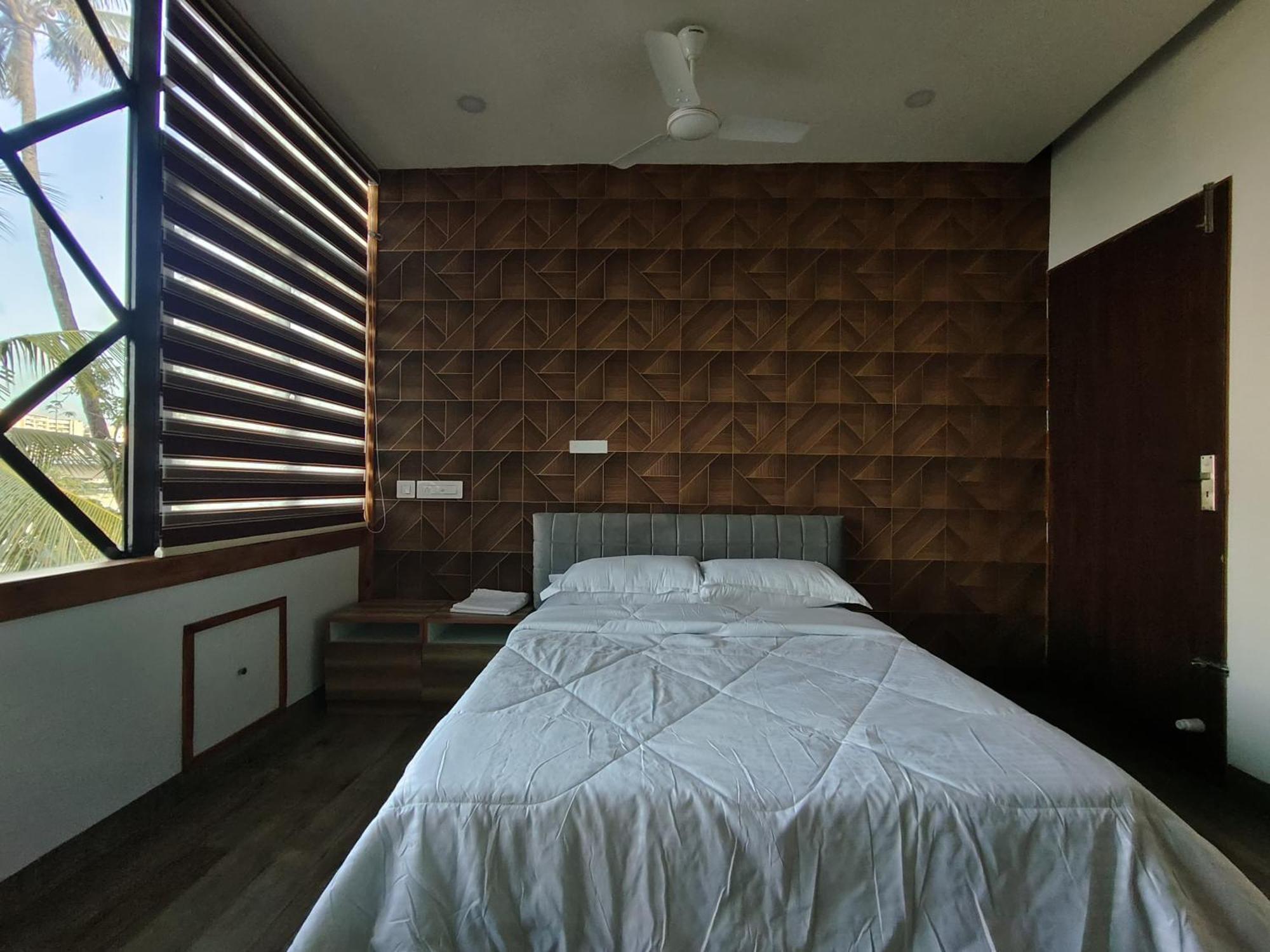 Marina Lounge Otel Kochi Dış mekan fotoğraf